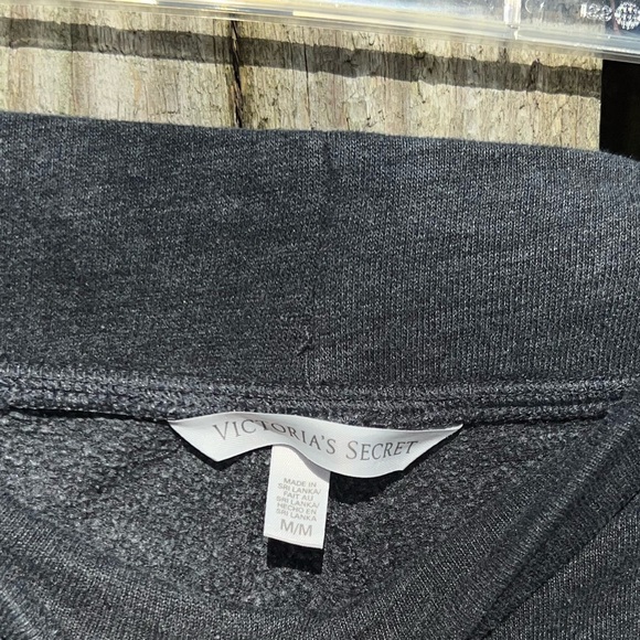 Victoria’s Secret gray drawstring shorts with pockets - Picture 3 of 5